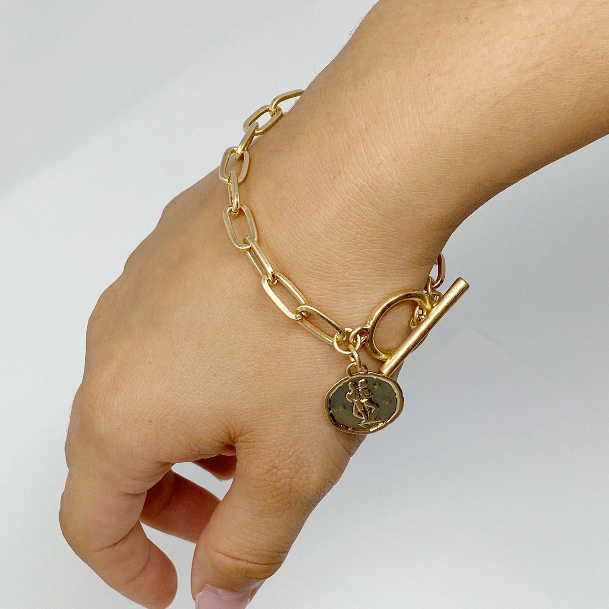 🧡 Celestial Link Chain Bracelet – Zodiac Edition