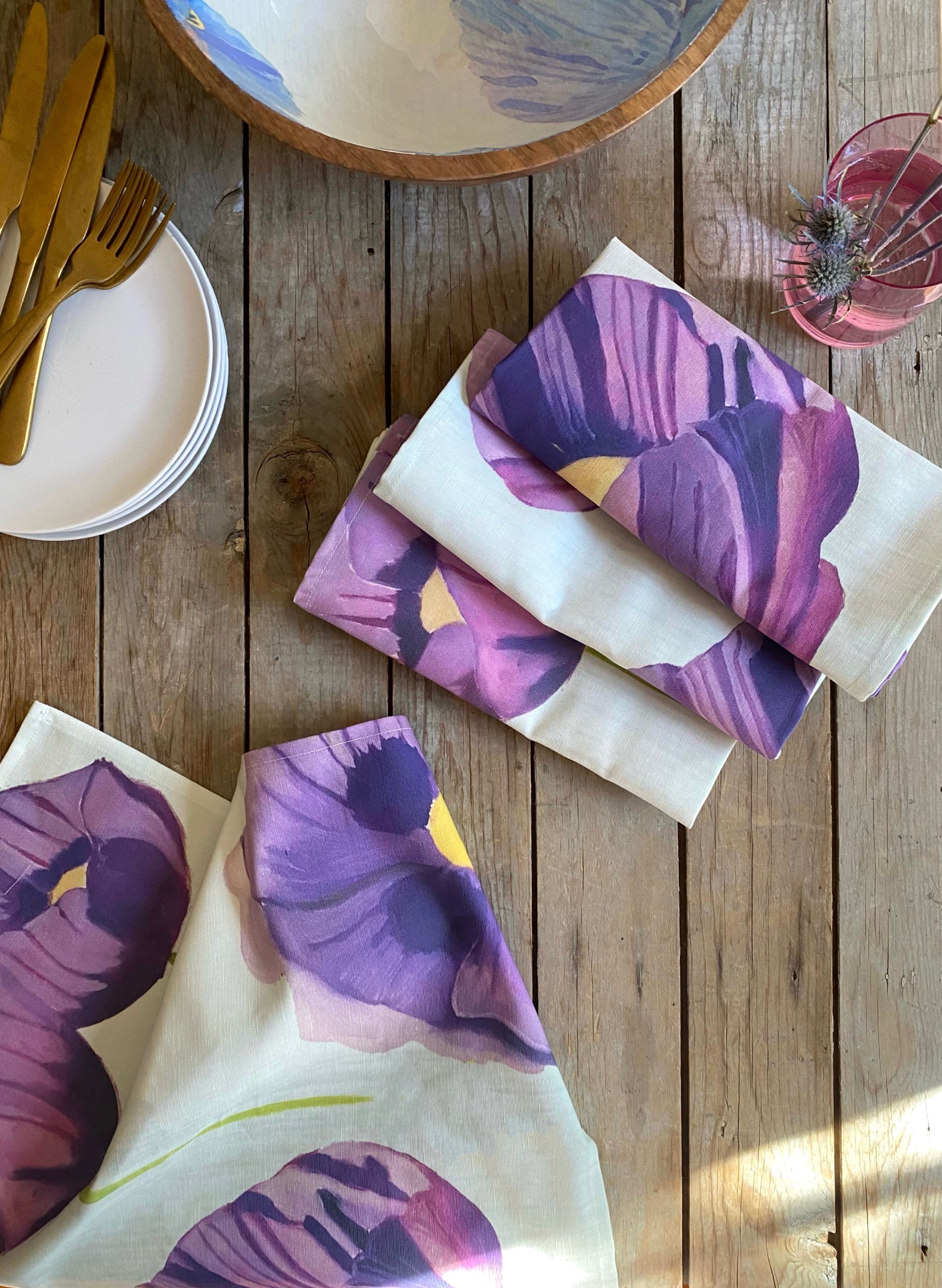💚Napkin Set: Purple Poppies on Snow