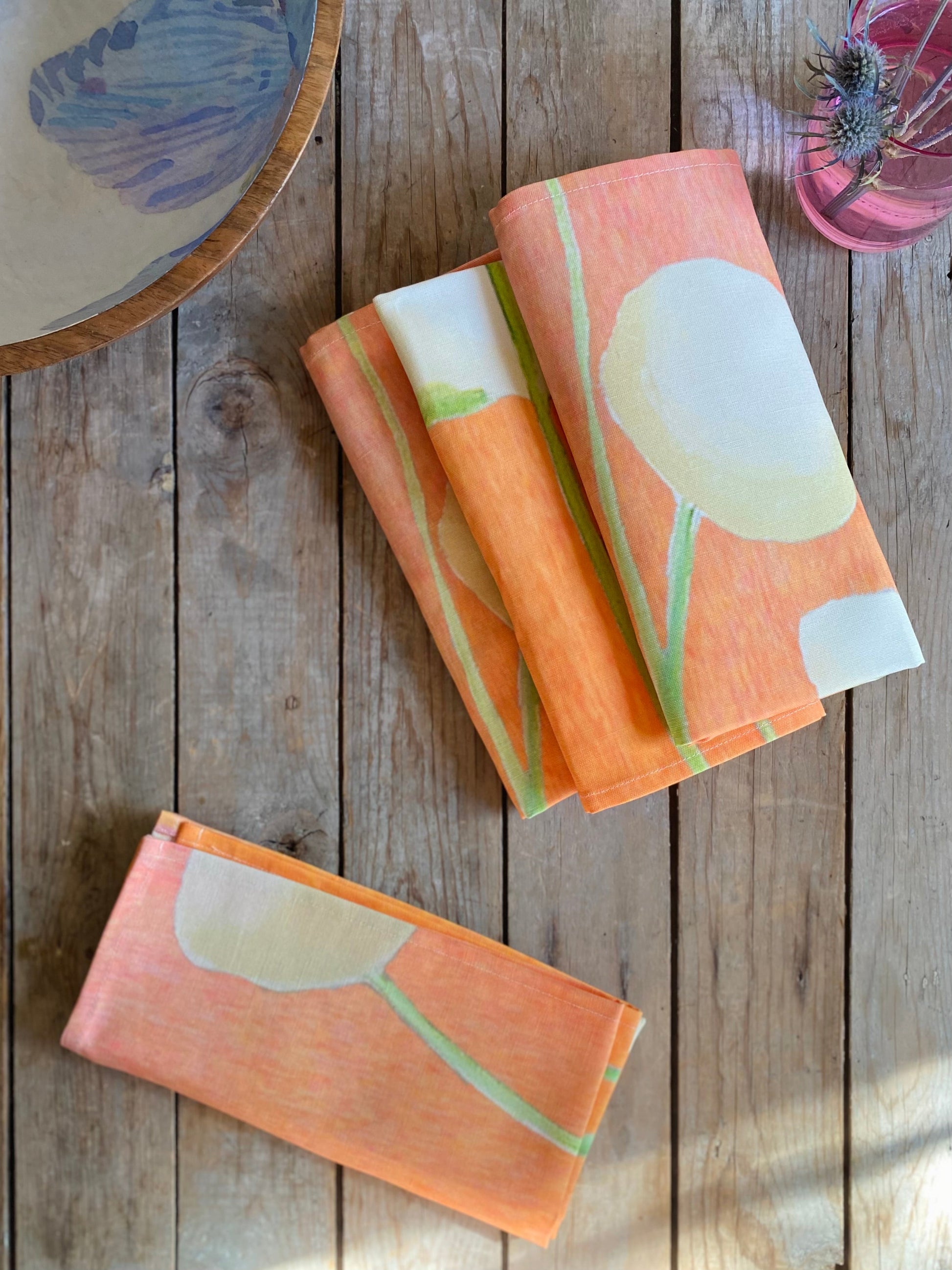 💚 Napkin Set: Cream Flowers on Orange