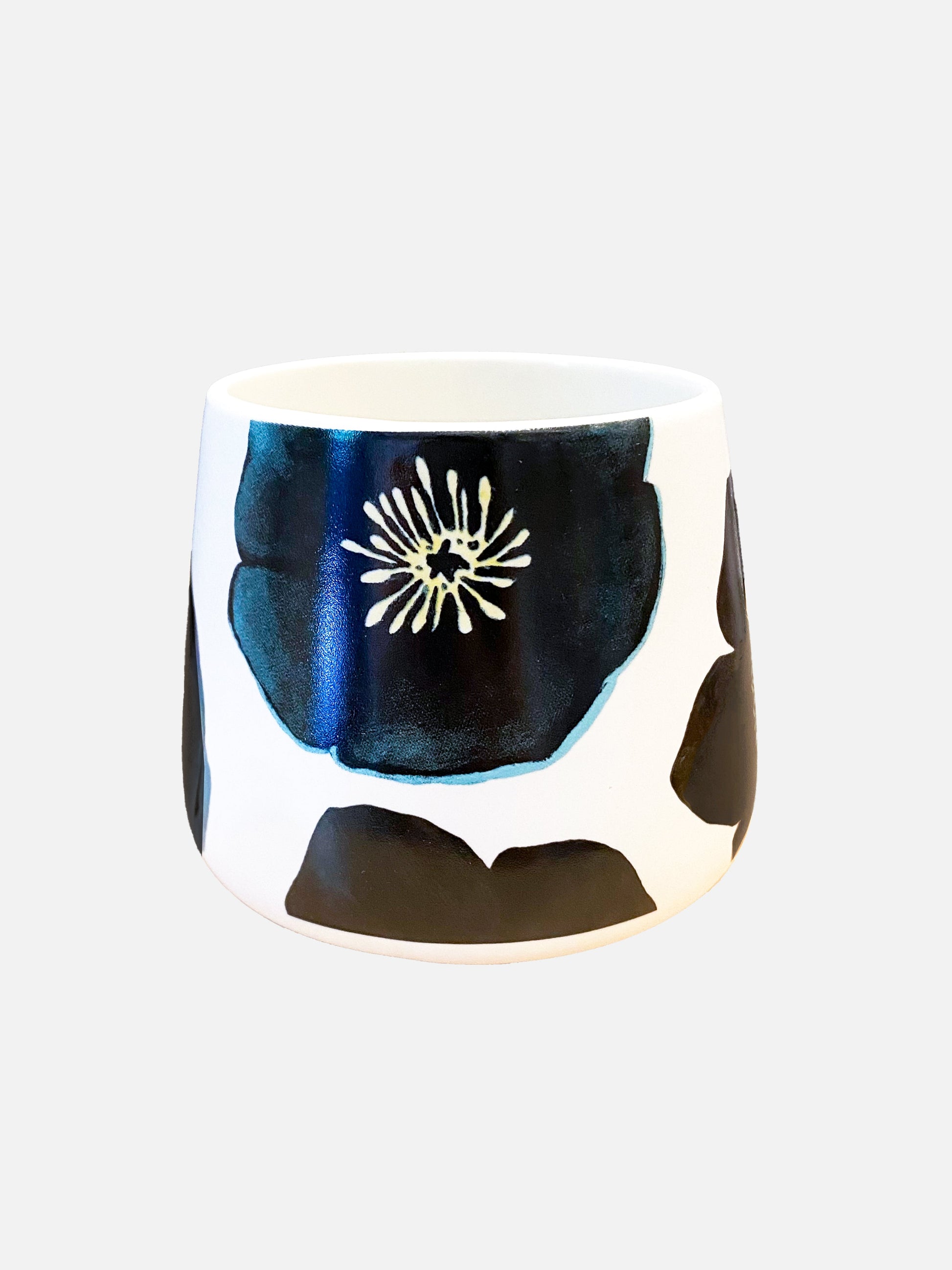 💚 Porcelain Mug:  Green Winter Rose