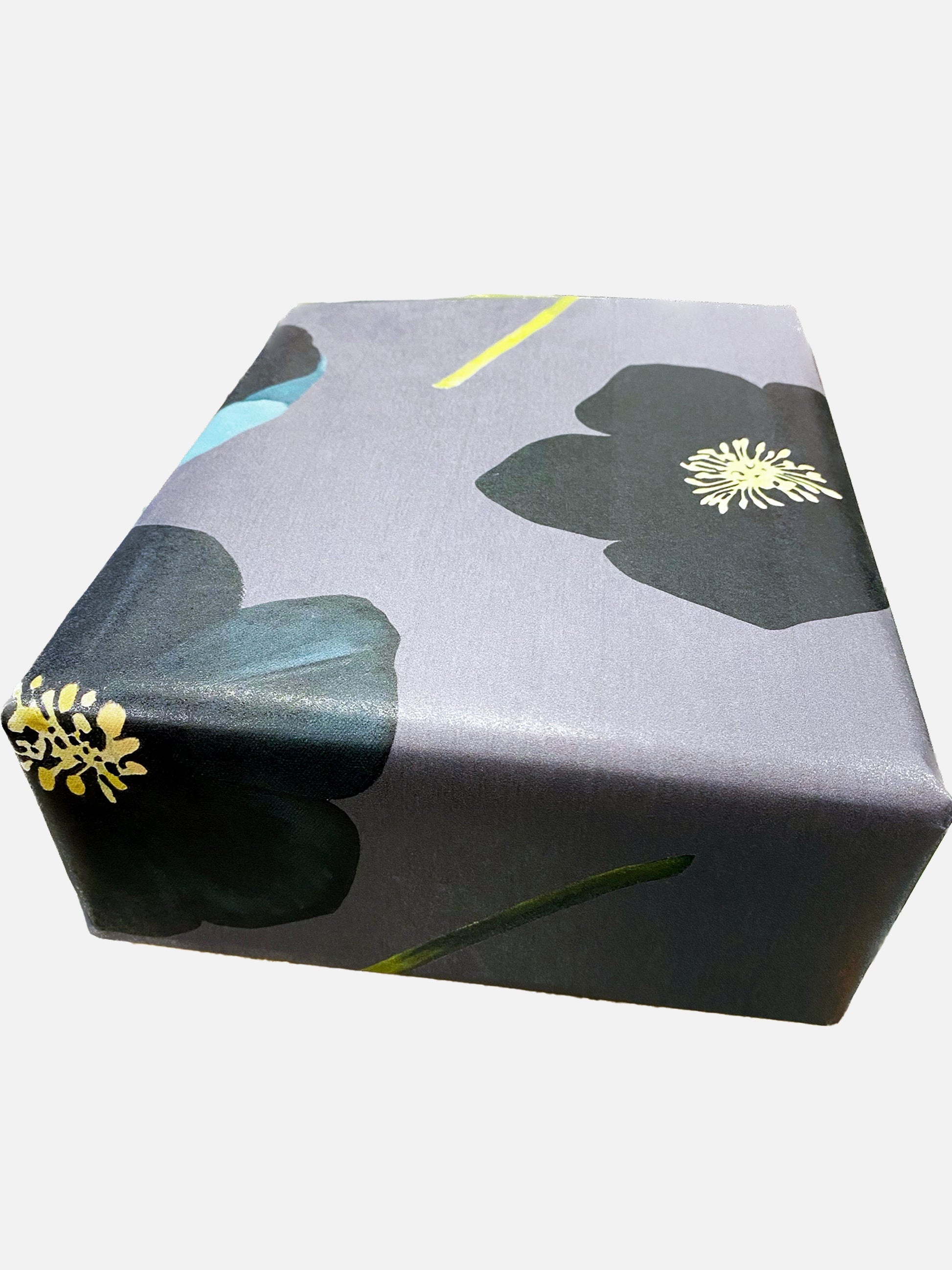 💚 Gift Wrap:  Green Winter Rose on Charcoal