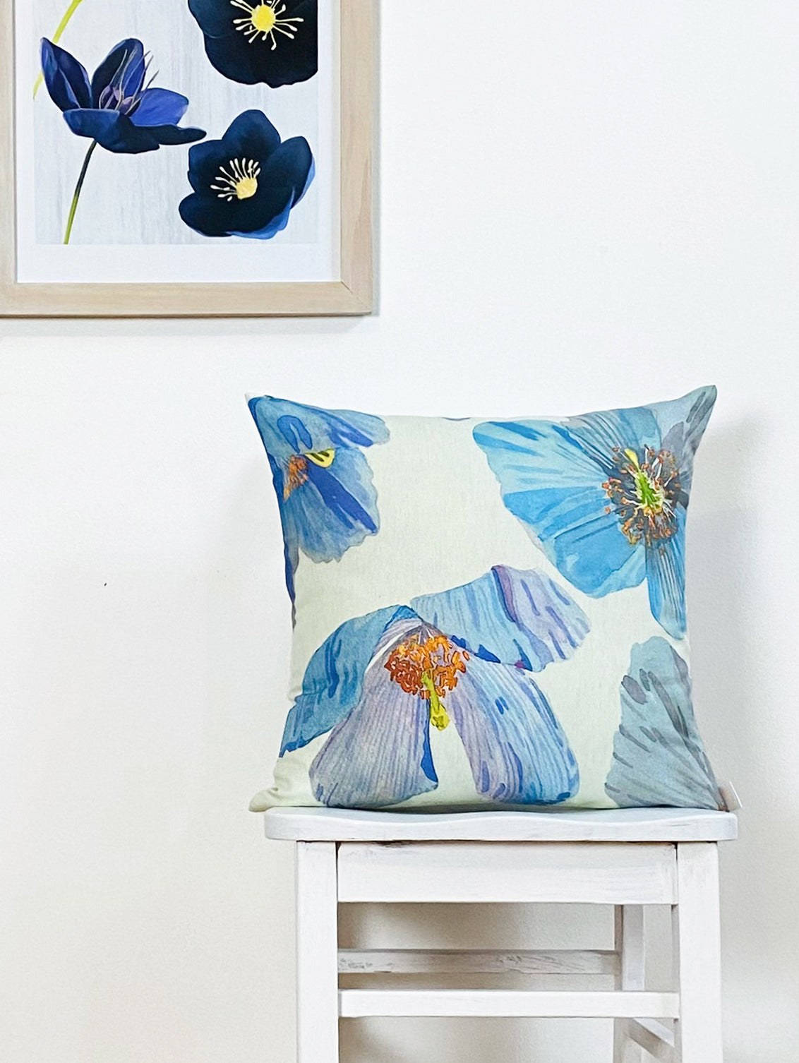 💚 Throw Pillow: Himalayan Blue Poppies on Ecru