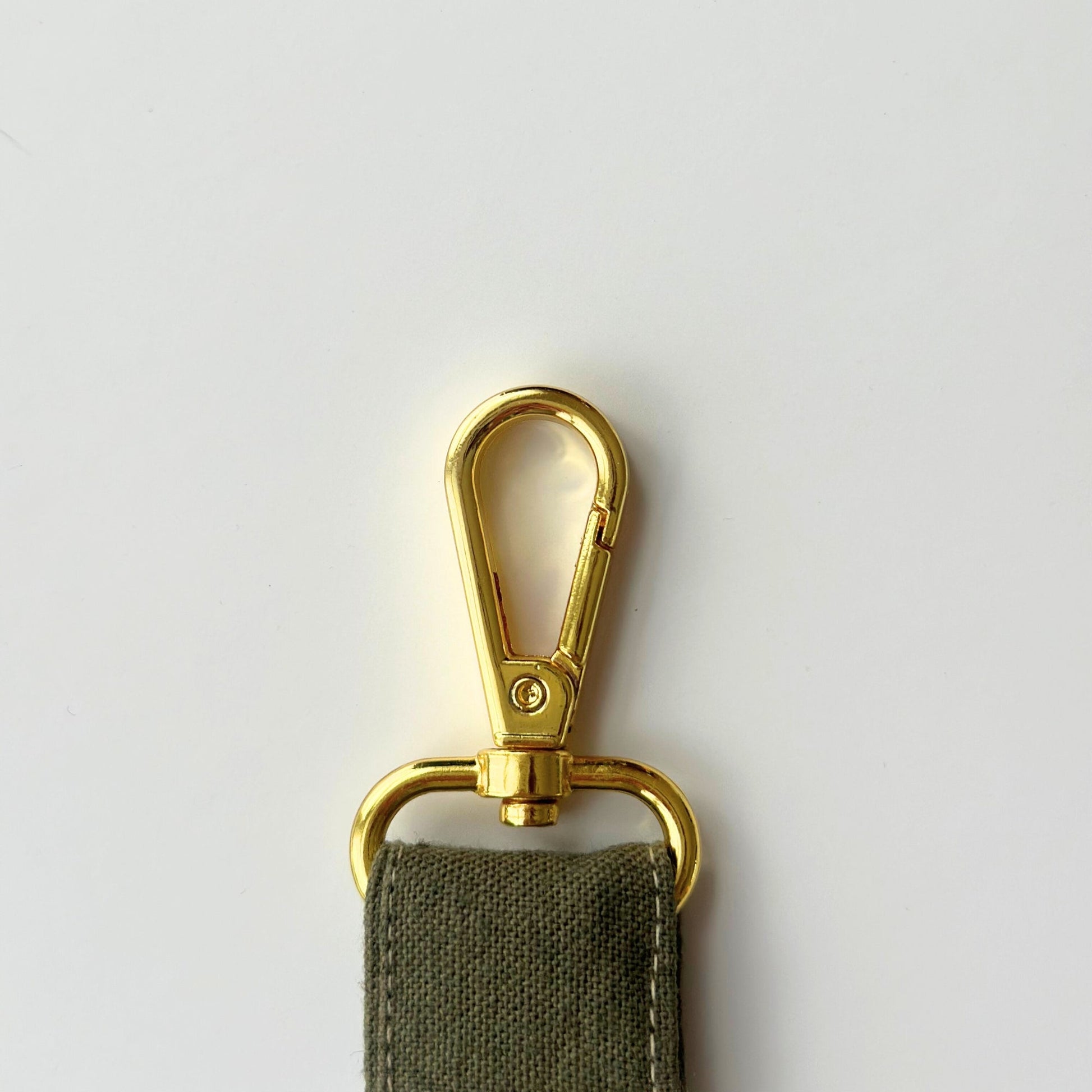 ☼ Wristlet Keychain - Olive