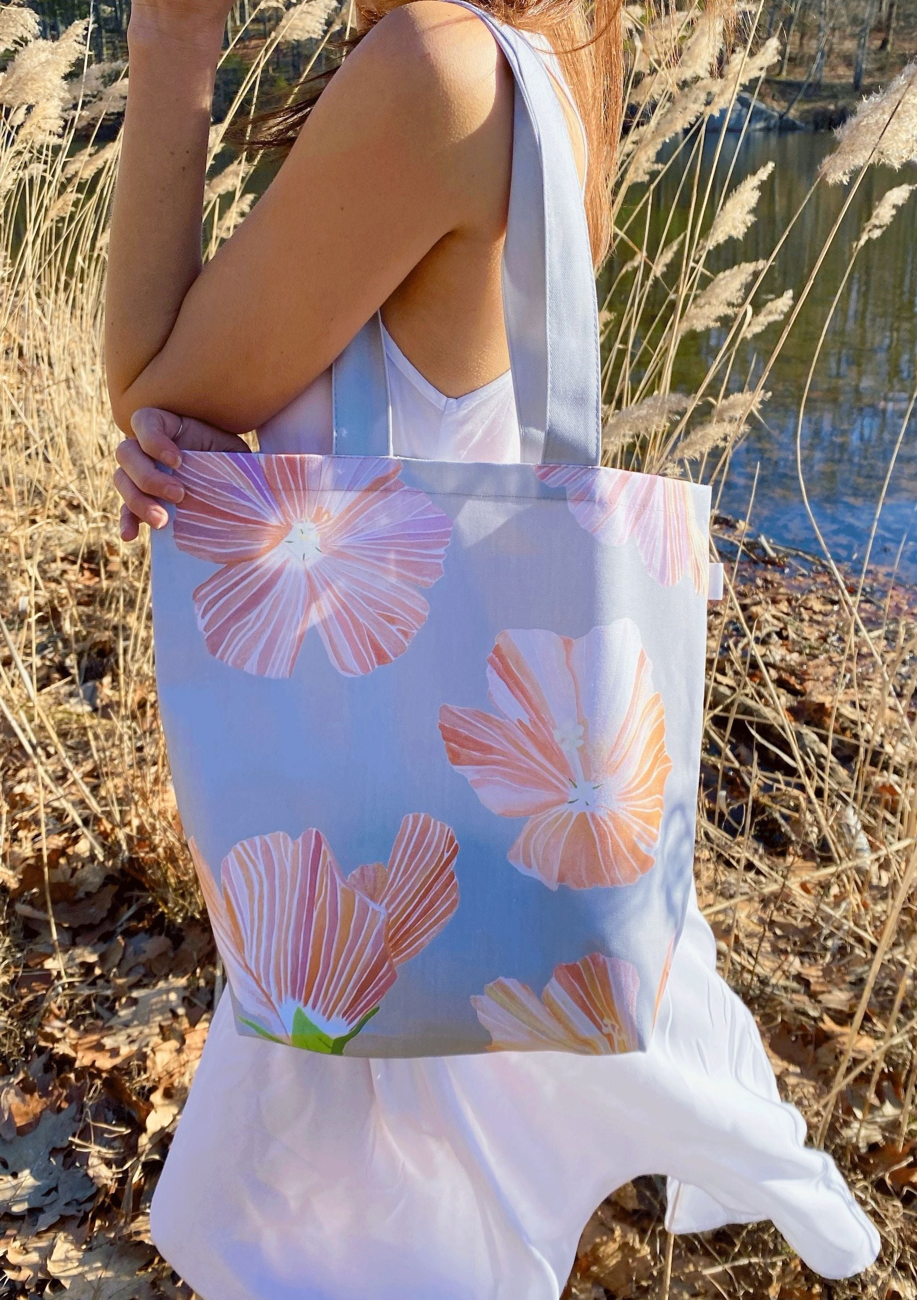 💚 Tote Bag: Hibiscus on Grey