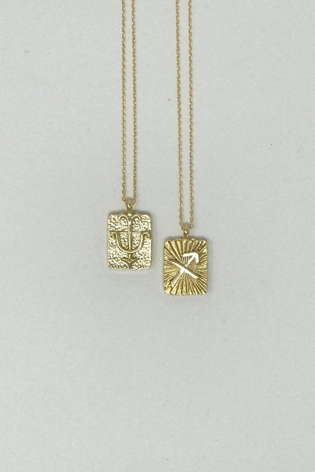 🧡 Reversible Zodiac Necklace 🧡