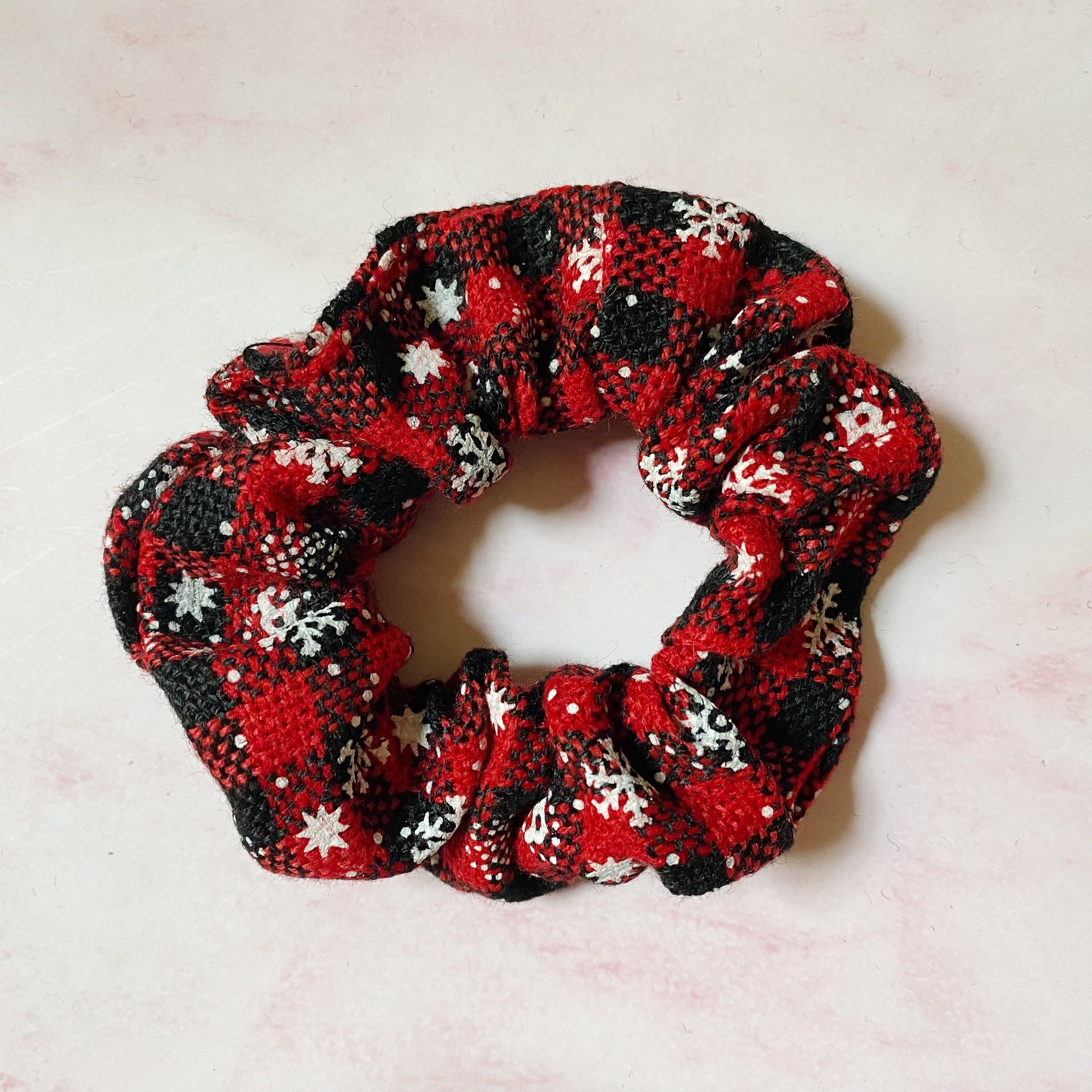 🧡 Merry Plaid Scrunch Set Of 4