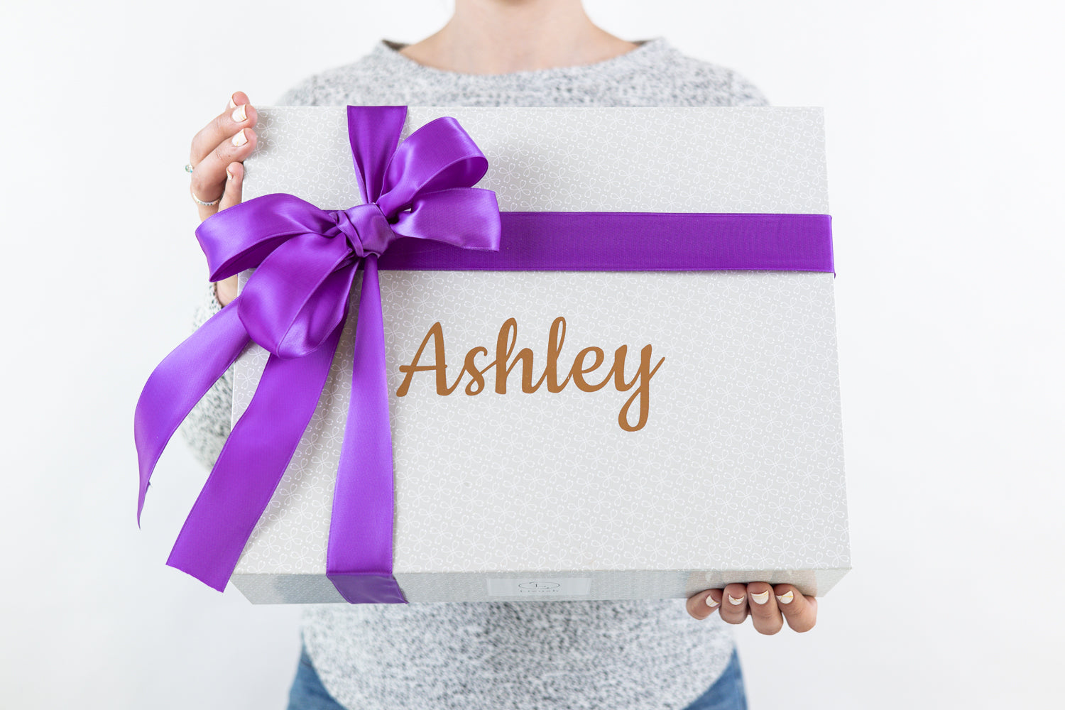 The Perfect Holiday Gift to Pamper Mom- Spa Gift Box