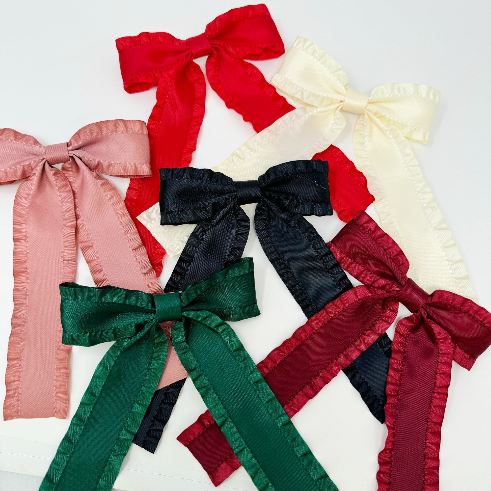 🧡 Love Game Frill Bow Hair Clip