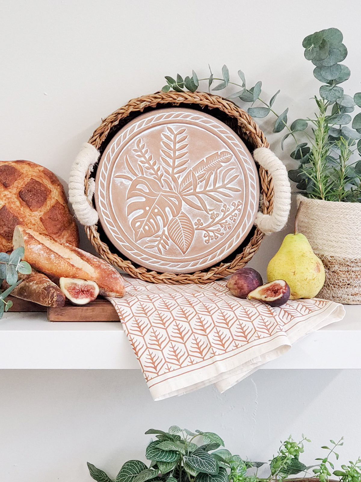 Bread Warmer & Basket Gift Set with Tea Towel - Plant Round