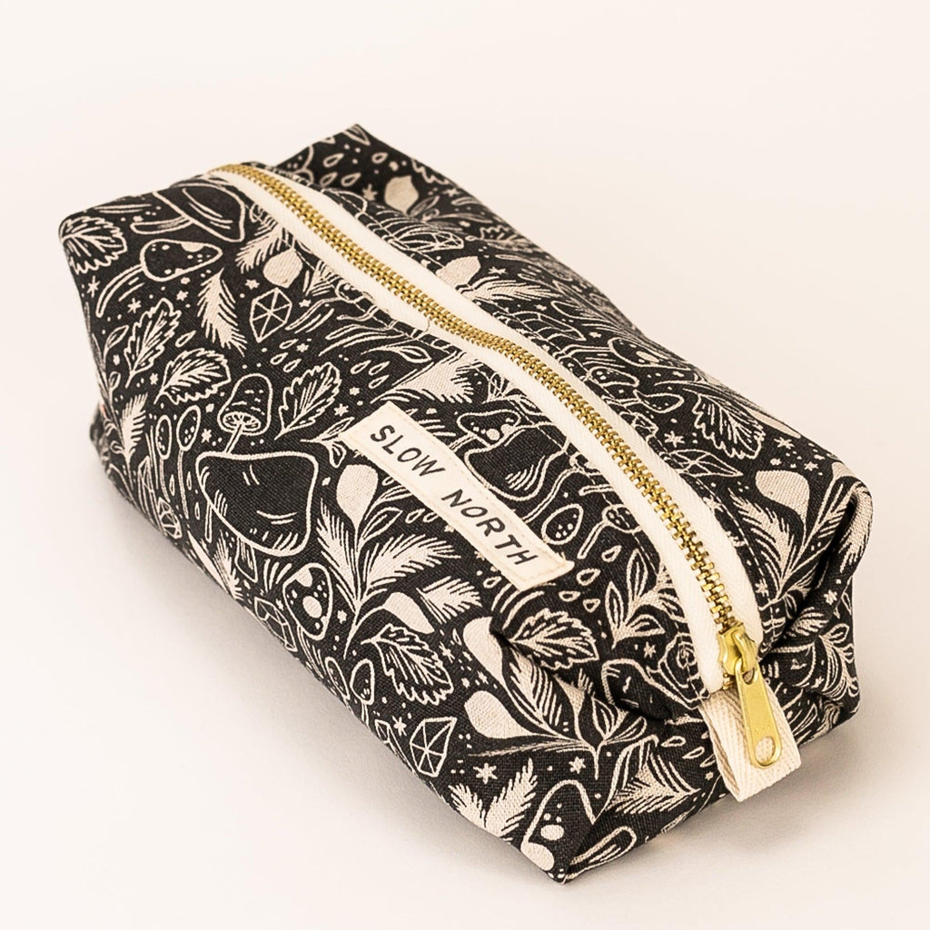☼ Travel Pouch - Mystical Mushroom