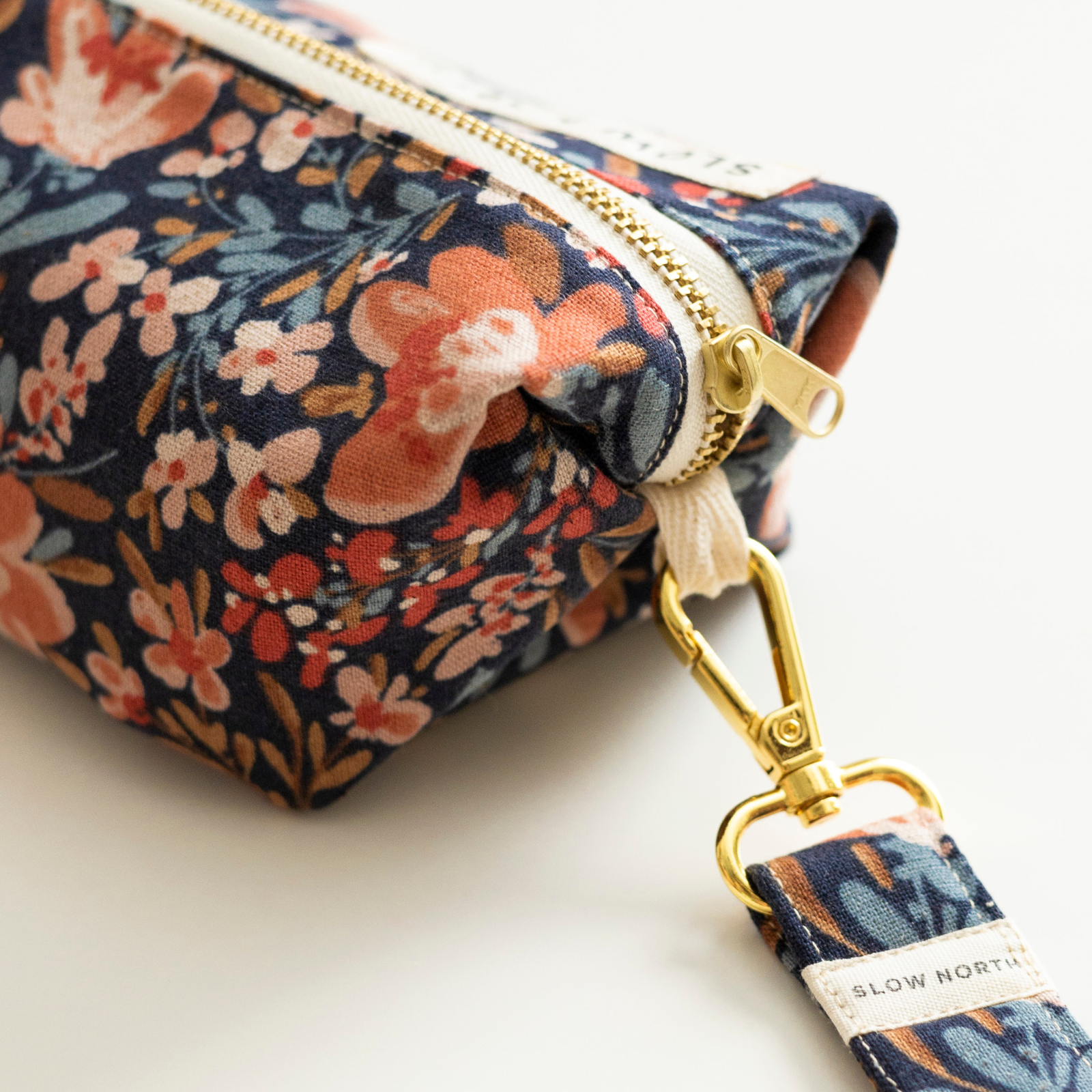 Travel Pouch - Blossom