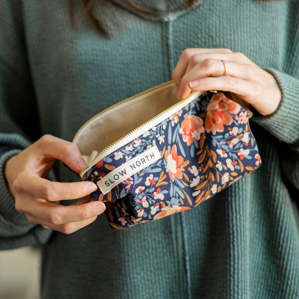 Travel Pouch - Blossom