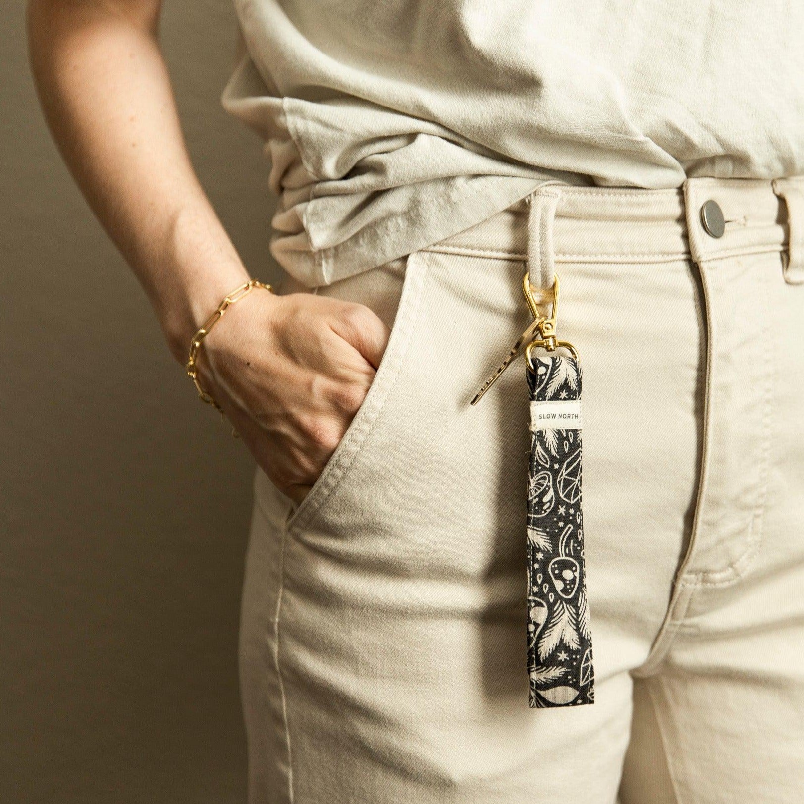 ☼ Wristlet Keychain - Mystical Mushroom