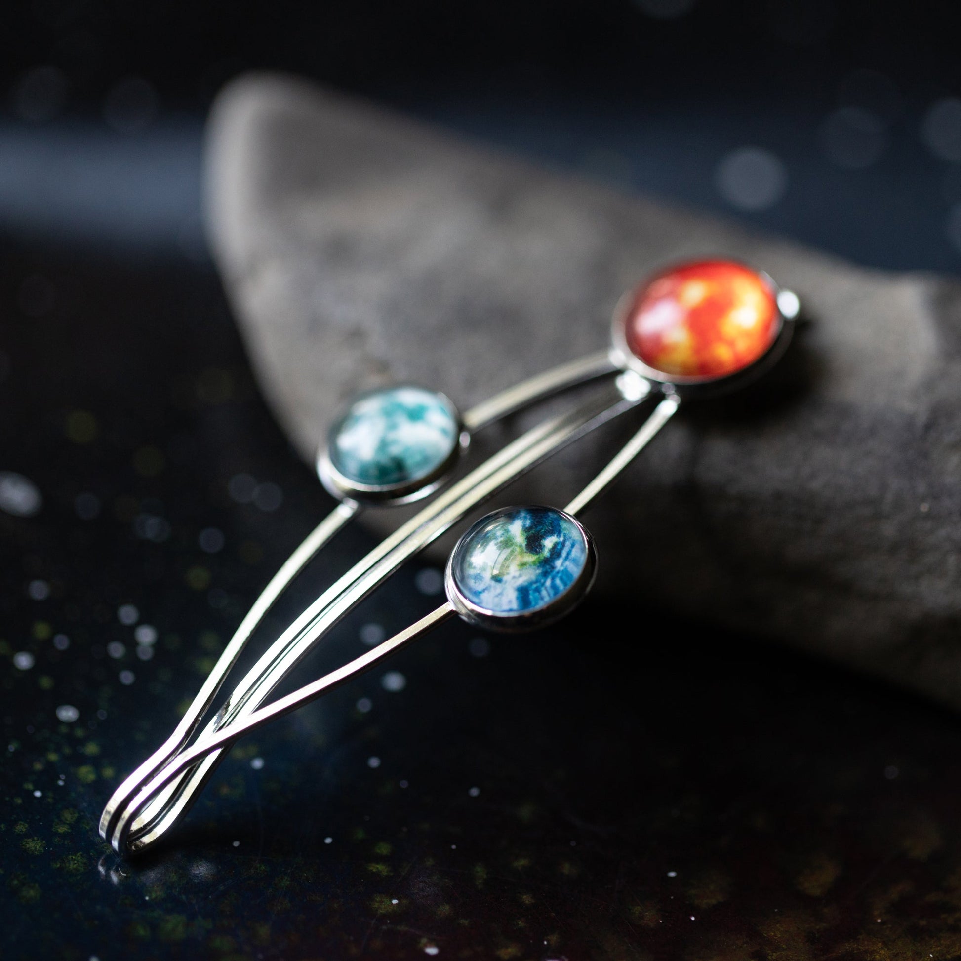 🌙 Sun Earth and Moon Hair Clip