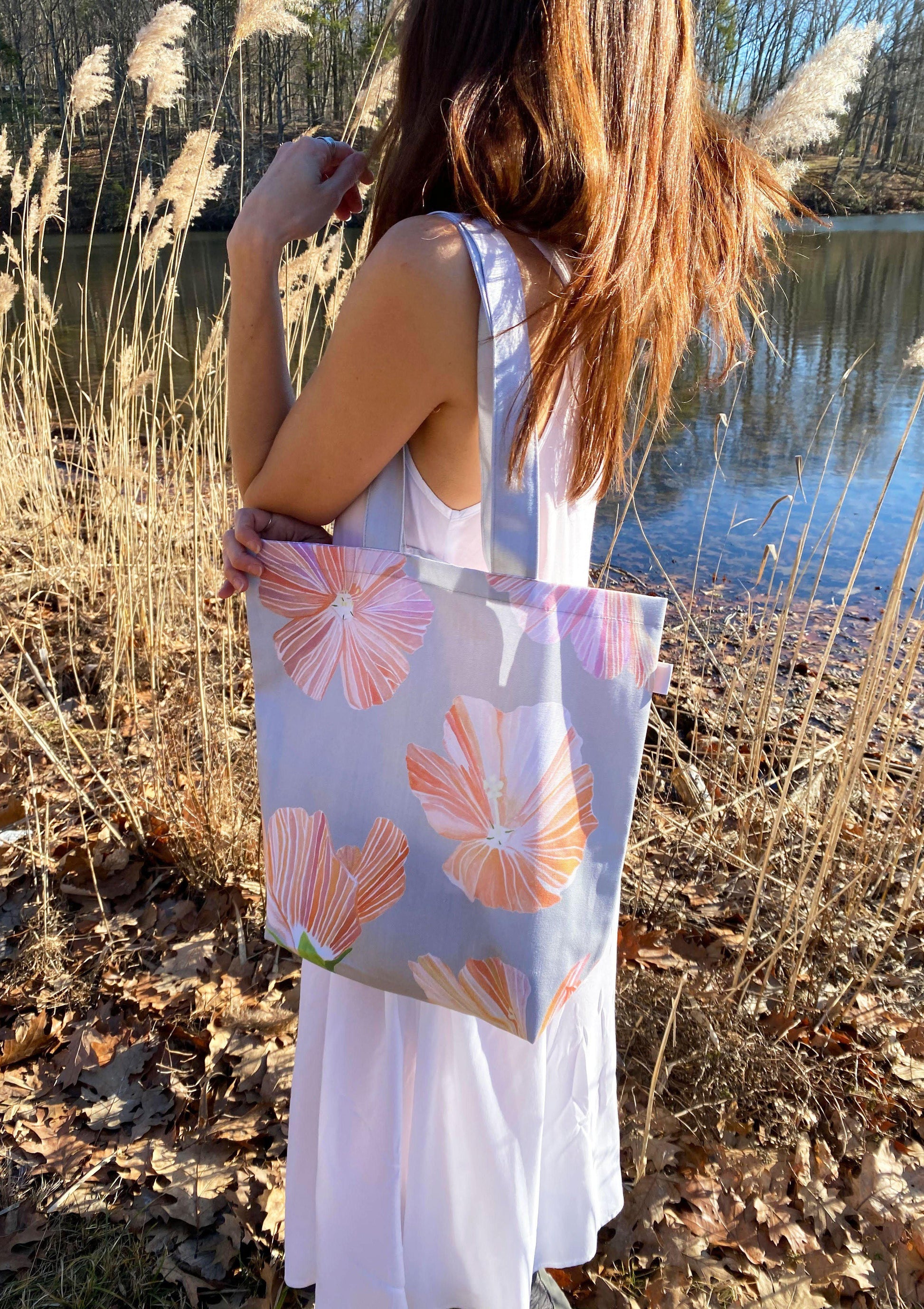 💚 Tote Bag: Hibiscus on Grey